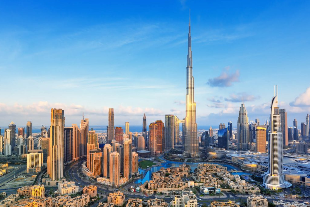 Stunning skyline of Dubai showcasing luxury properties and vibrant real estate opportunities